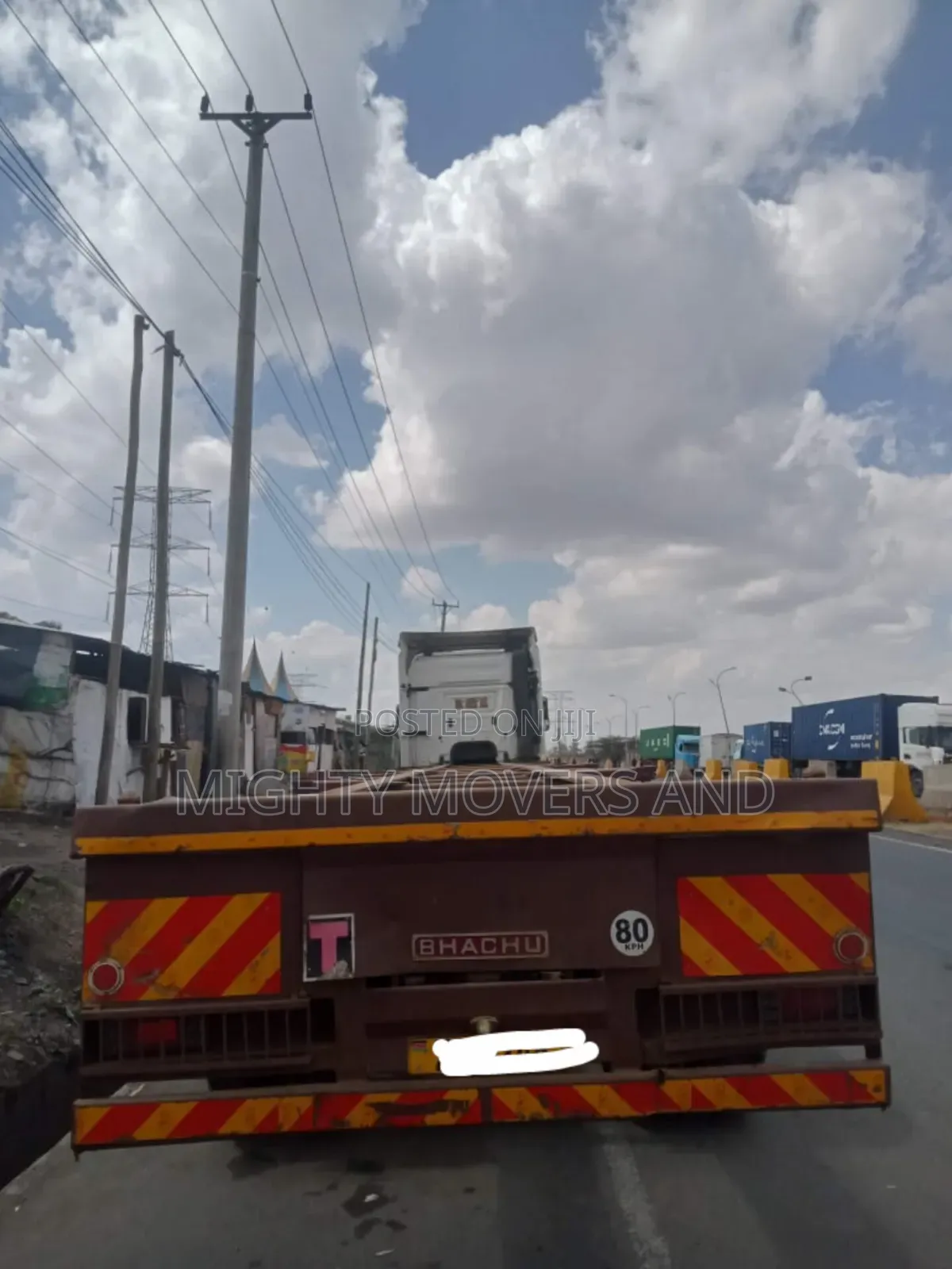 Transit Trailers With Hoisting Crane Are Readily Available