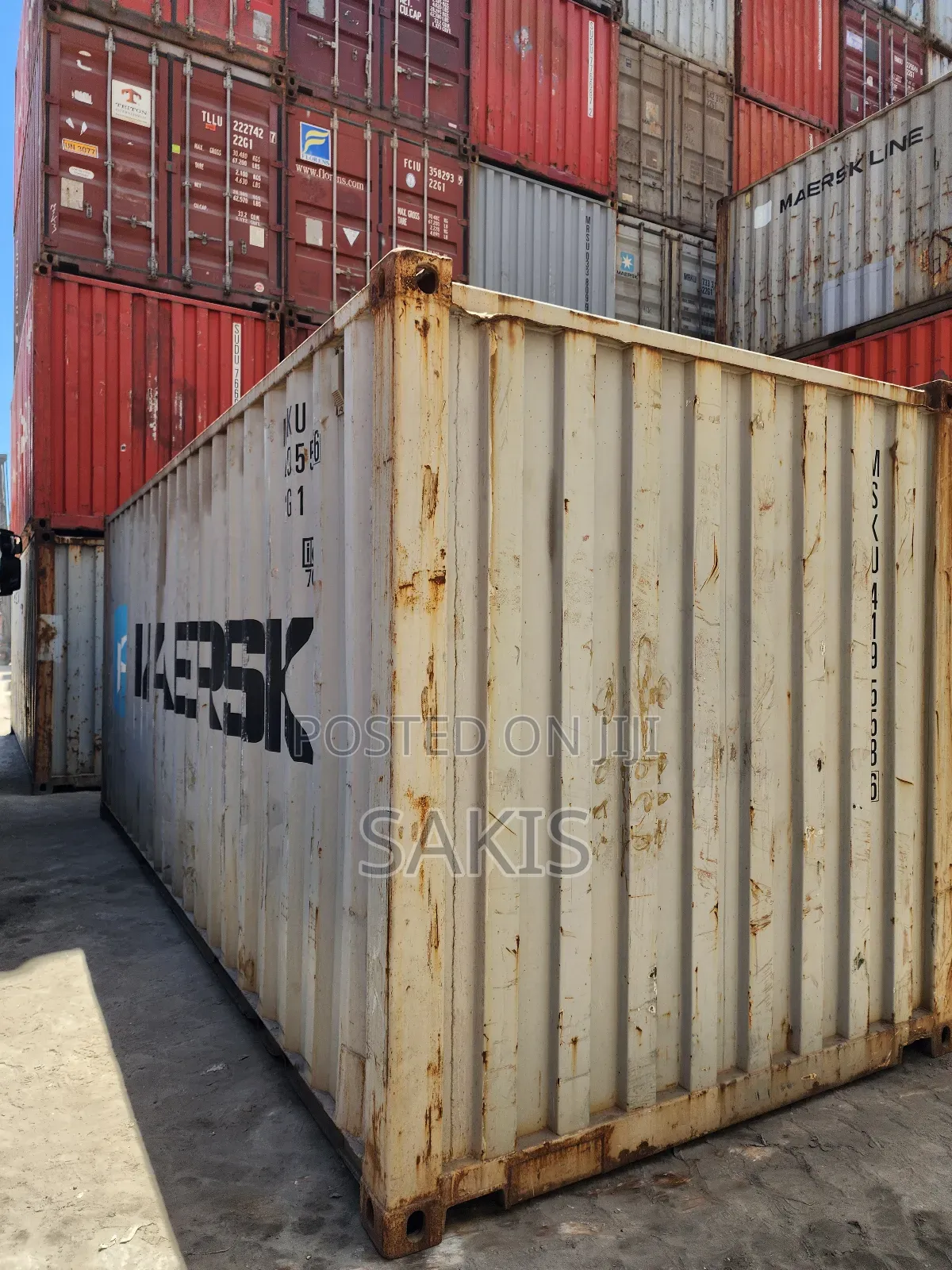 Naam! 20ft Shipping Containers On Offer!