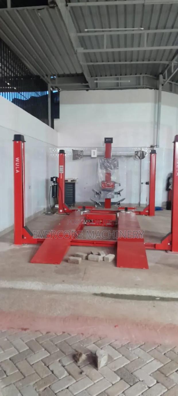 Wheel Alignment Machine Set With Four Post Carlift Machine.