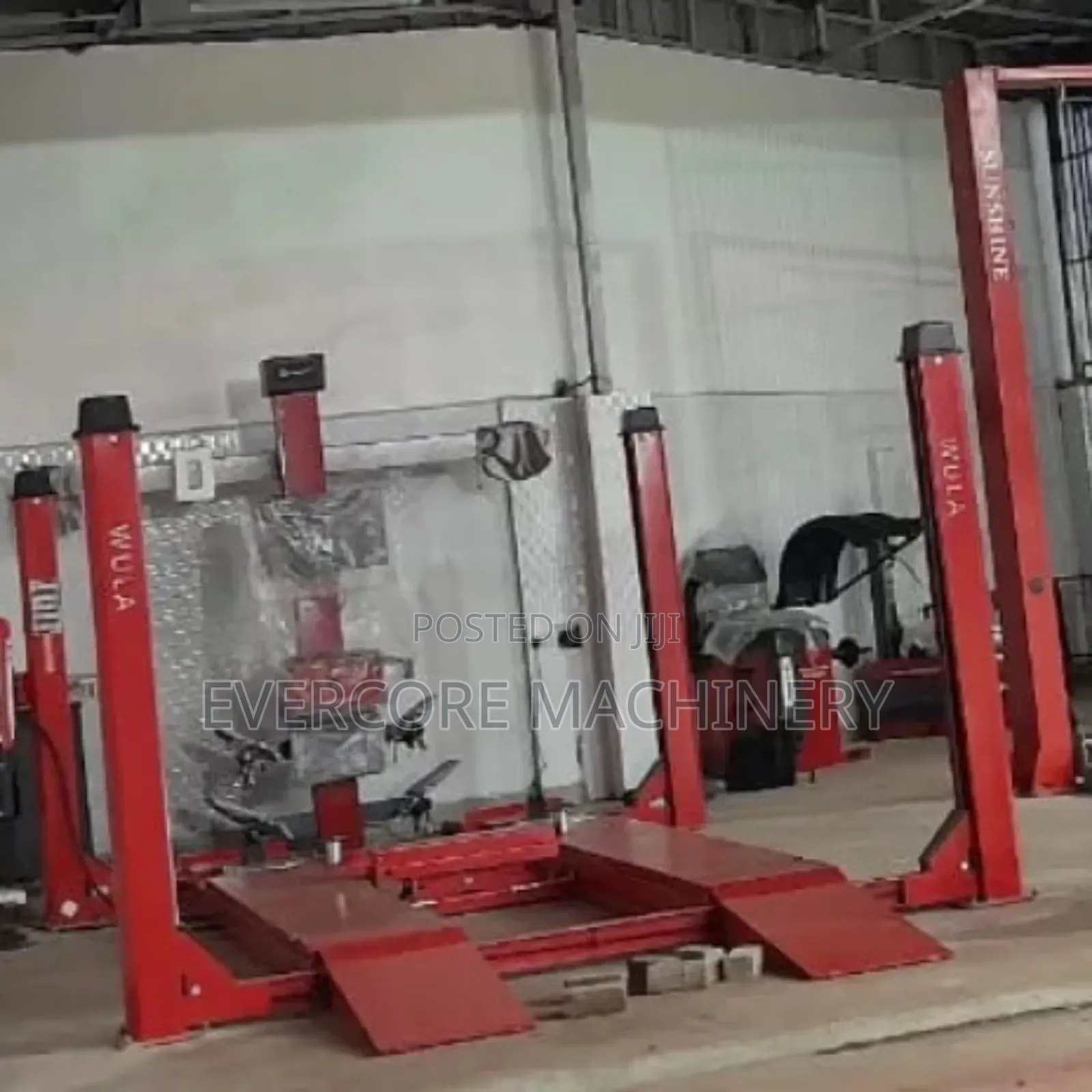 Wheel Alignment Machine Set With Four Post Carlift Machine.