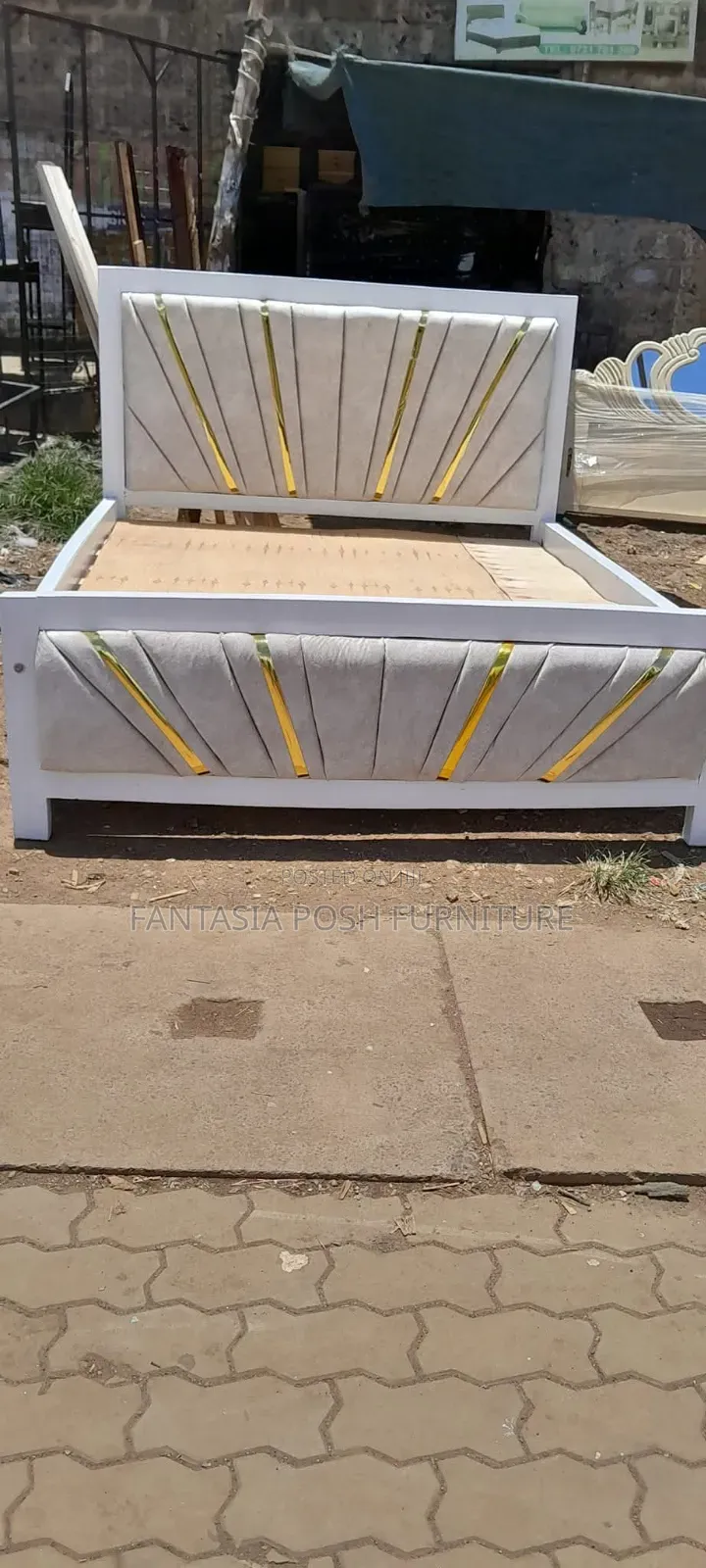 5x6 Grey Bed With Gold Accents