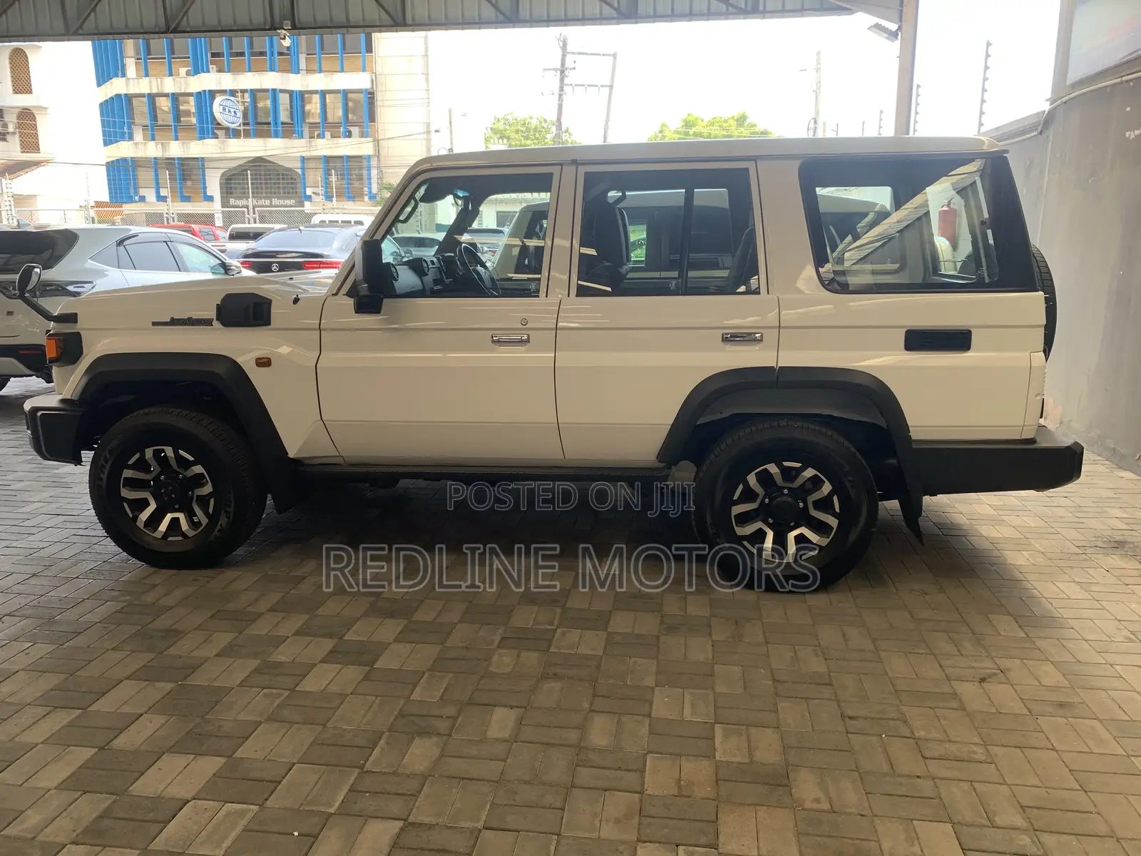 Toyota Land Cruiser 76 Series 2023 White
