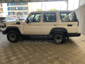Toyota Land Cruiser 76 Series 2023 White