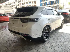 Toyota Harrier 2.0 Turbo 4WD 2018 White