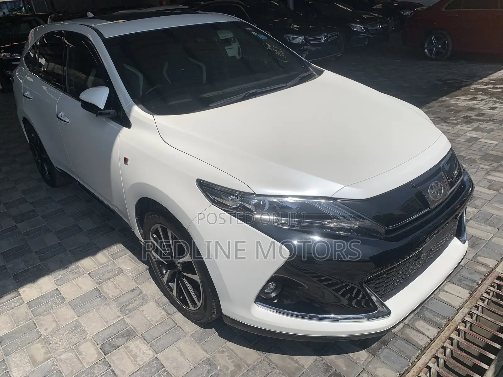 Toyota Harrier 2.0 Turbo 4WD 2018 White