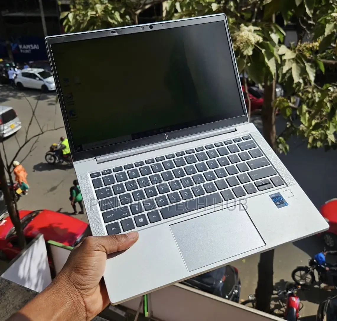 Laptop HP EliteBook 830 G8 16GB Intel Core I5 SSD 512GB