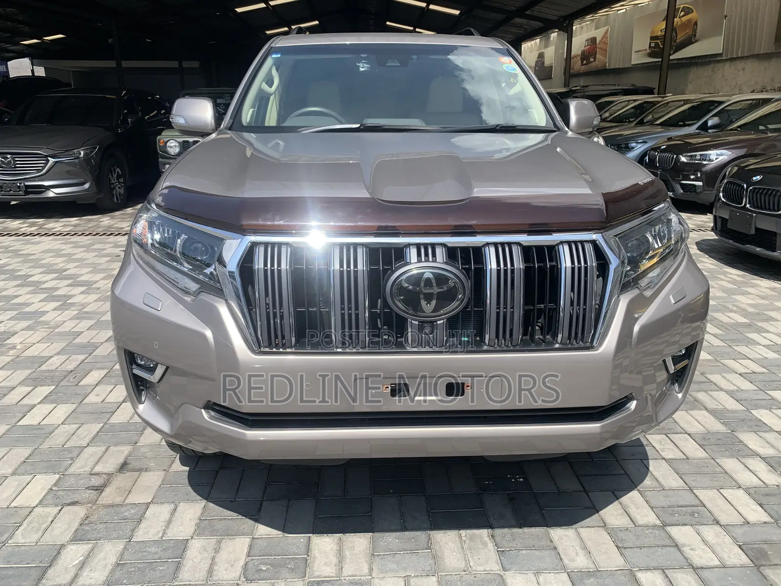 Toyota Land Cruiser Prado 2.8 2017 Gray
