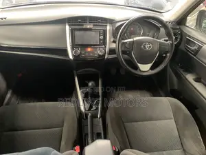 Toyota Axio 1.5 G 4WD 2018 Maroon