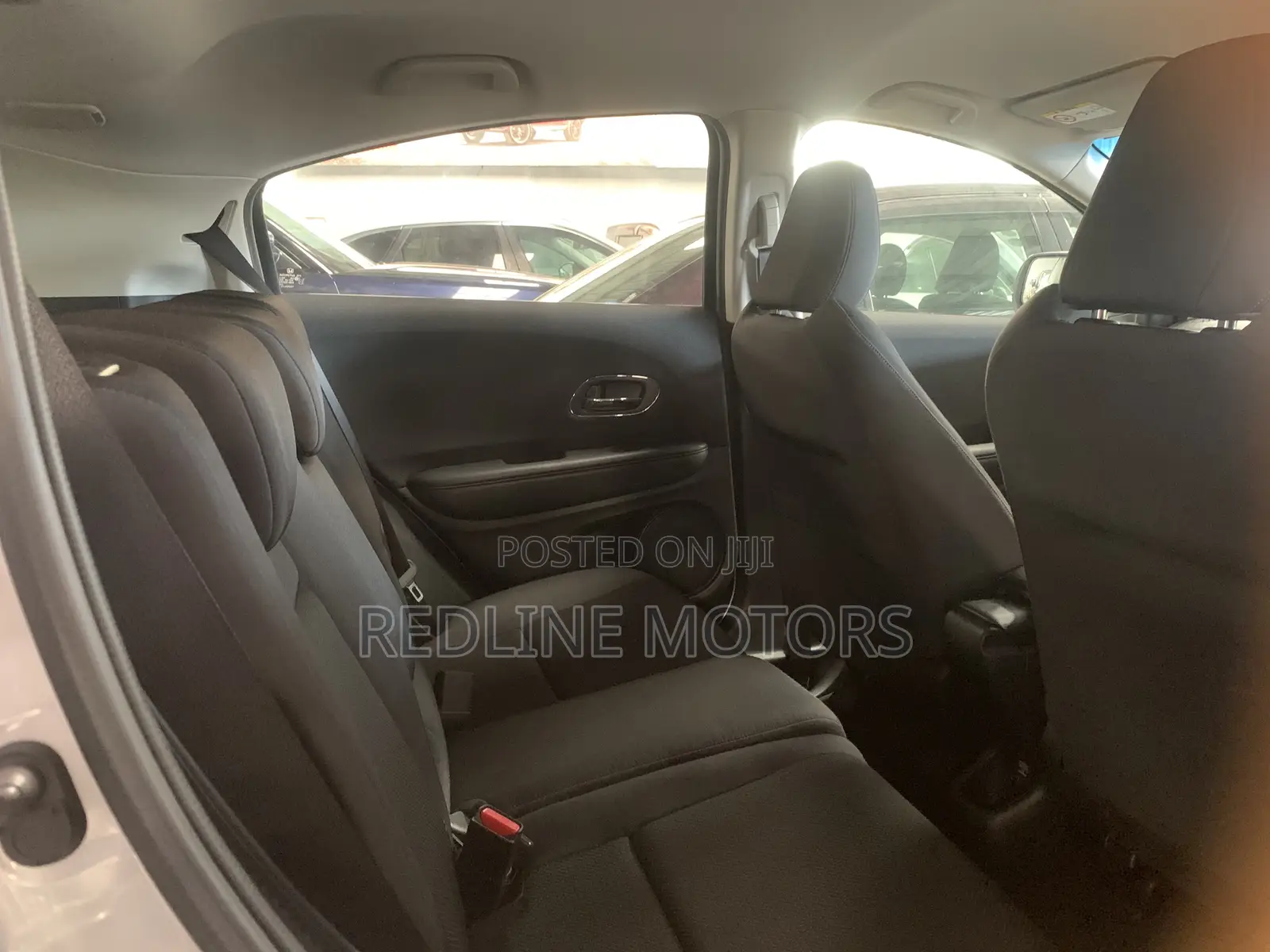 Honda Vezel 1.5 Hybrid 4WD 2018 Silver