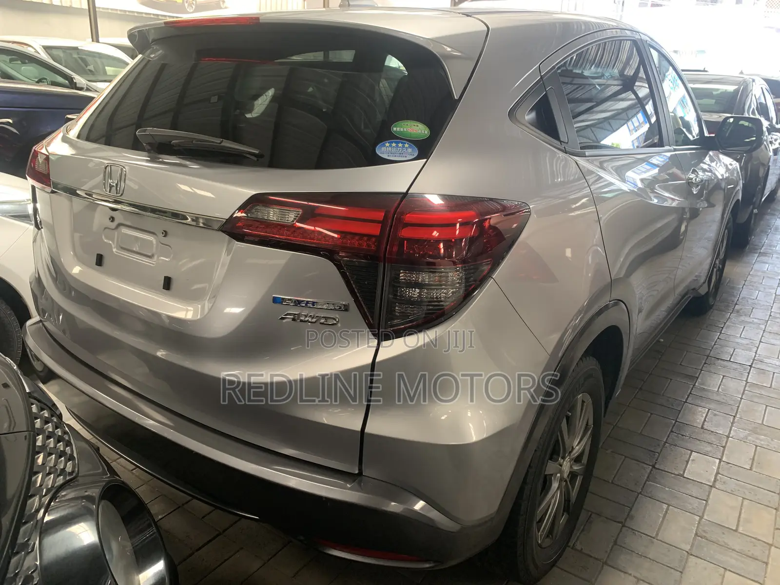 Honda Vezel 1.5 Hybrid 4WD 2018 Silver