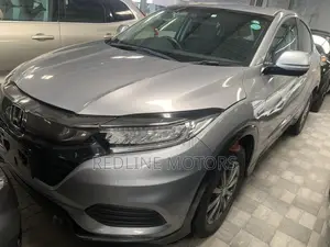 Honda Vezel 1.5 Hybrid 4WD 2018 Silver