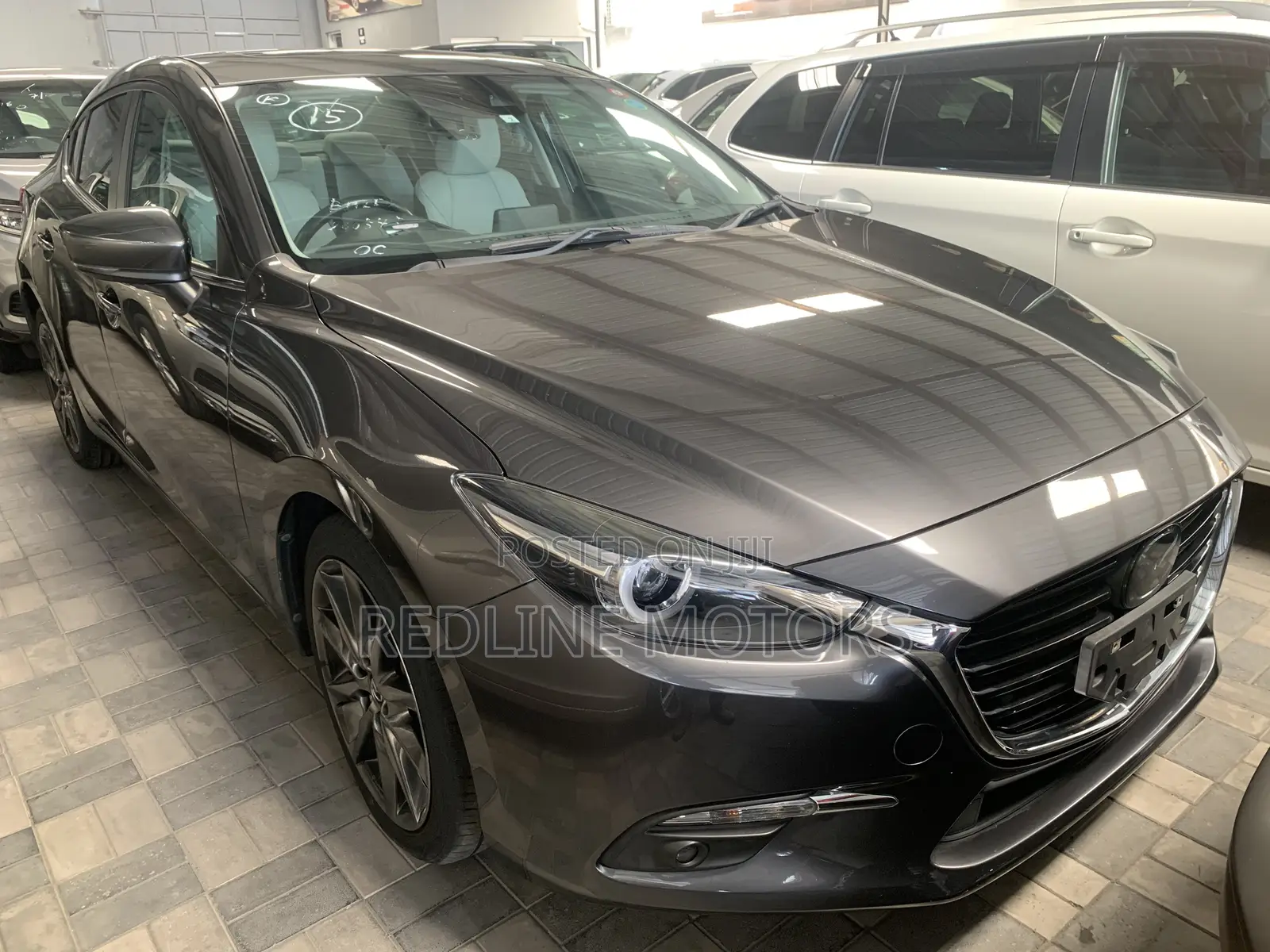 Mazda Axela 2018 Silver