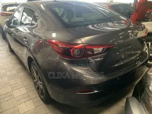 Mazda Axela 2018 Silver