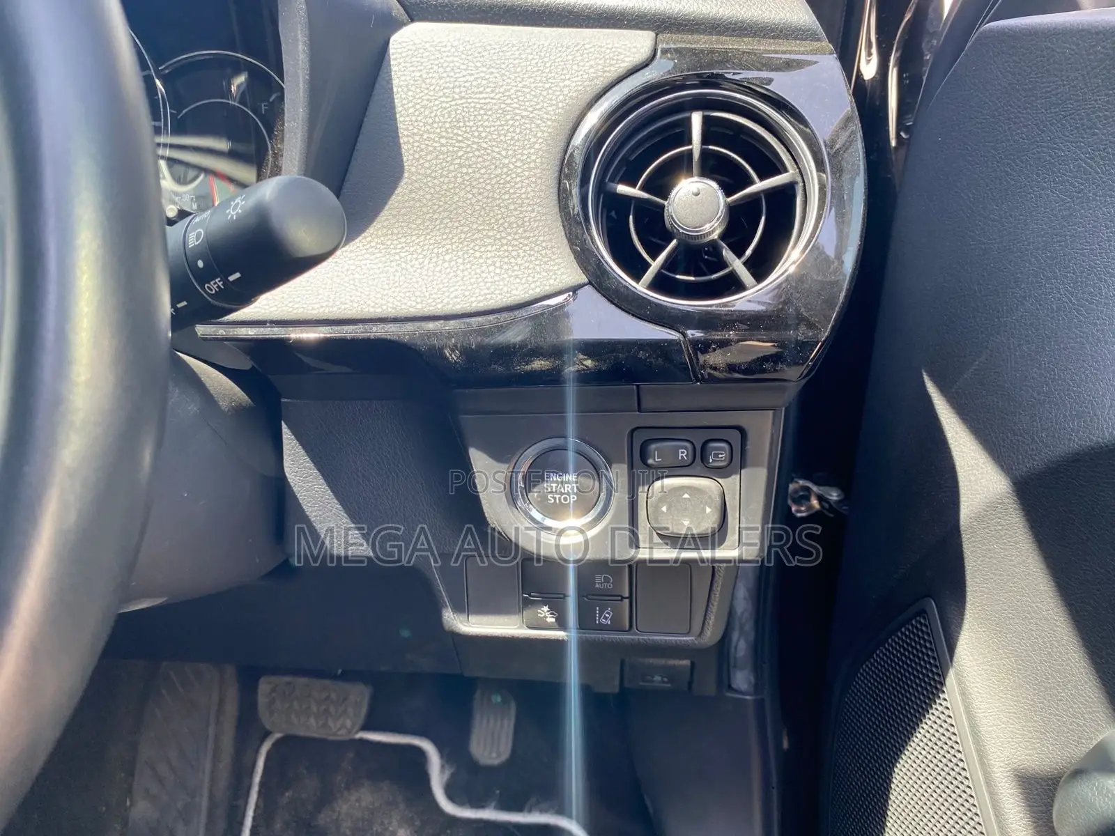 Toyota Corolla Fielder 2018 Black