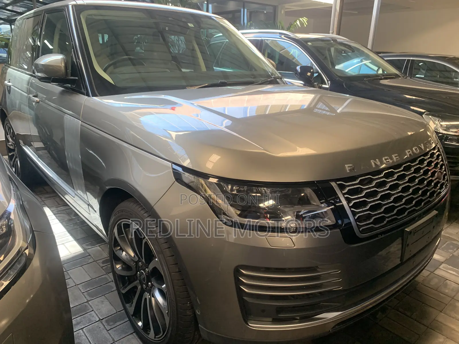 Land Rover Range Rover Vogue 2019 Gray