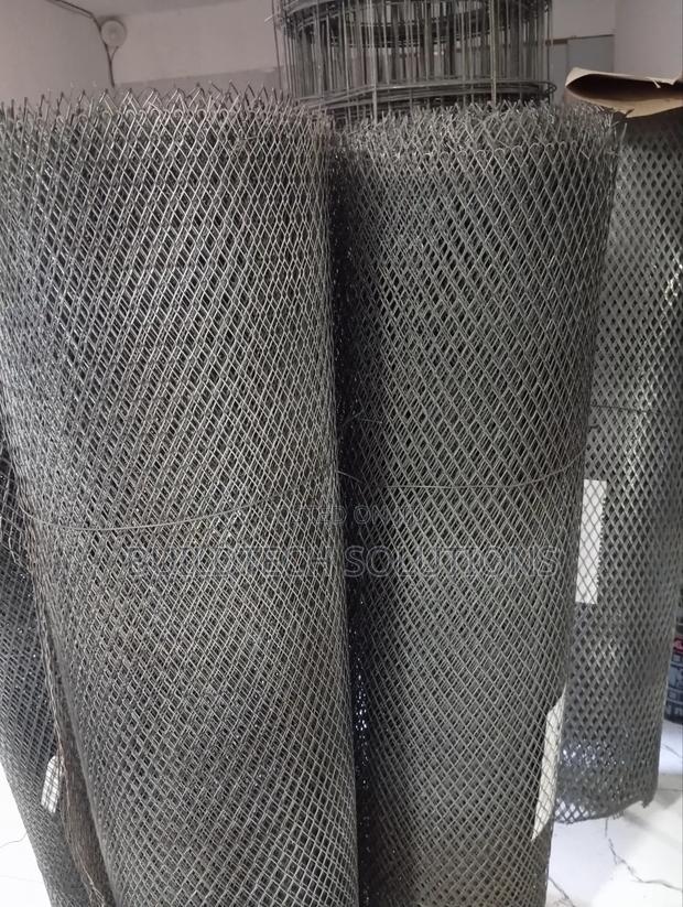 4ft × 8ft Expendable Metal Mesh - thumbnail 2