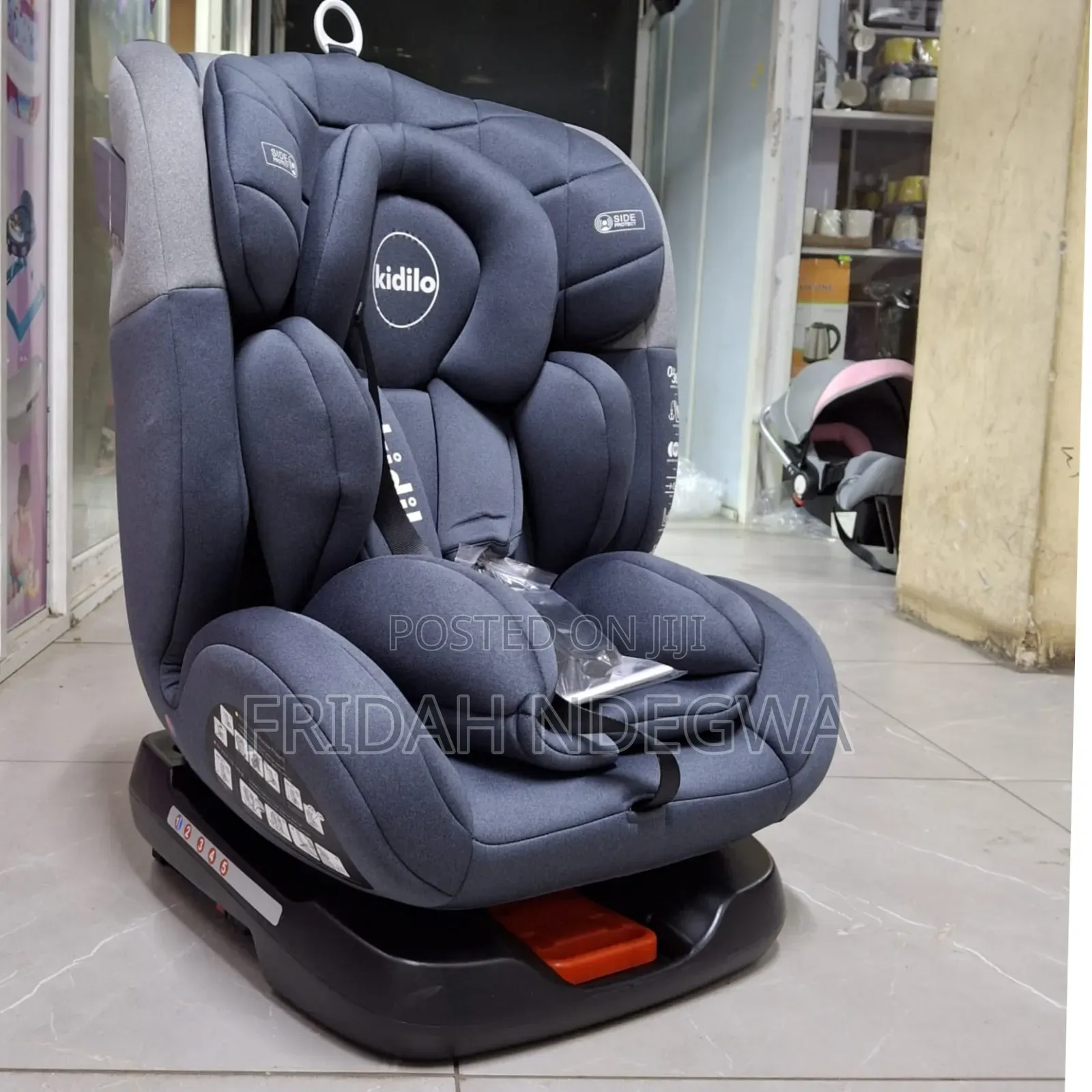 360 Rotation Car Seat
Has Adjustable Headrest