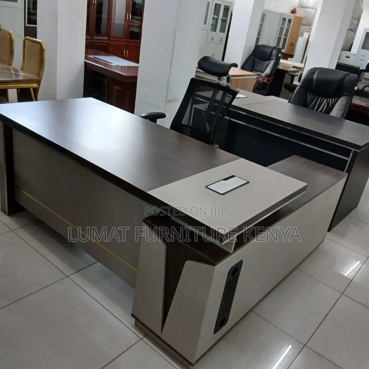 Advance 1.6m Modern Desk
