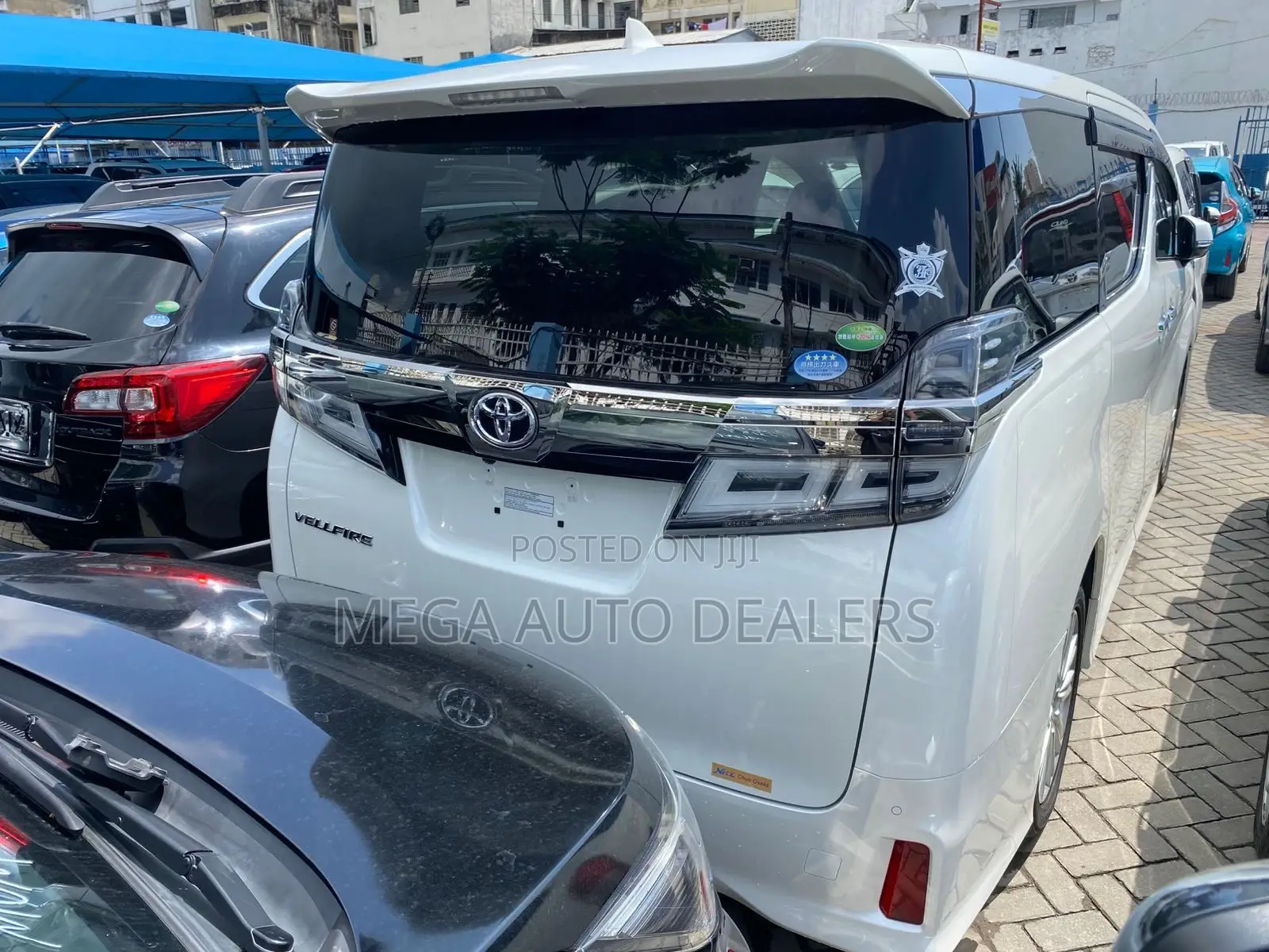 Toyota Vellfire 2018 White