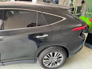 Toyota Harrier 2020 Black