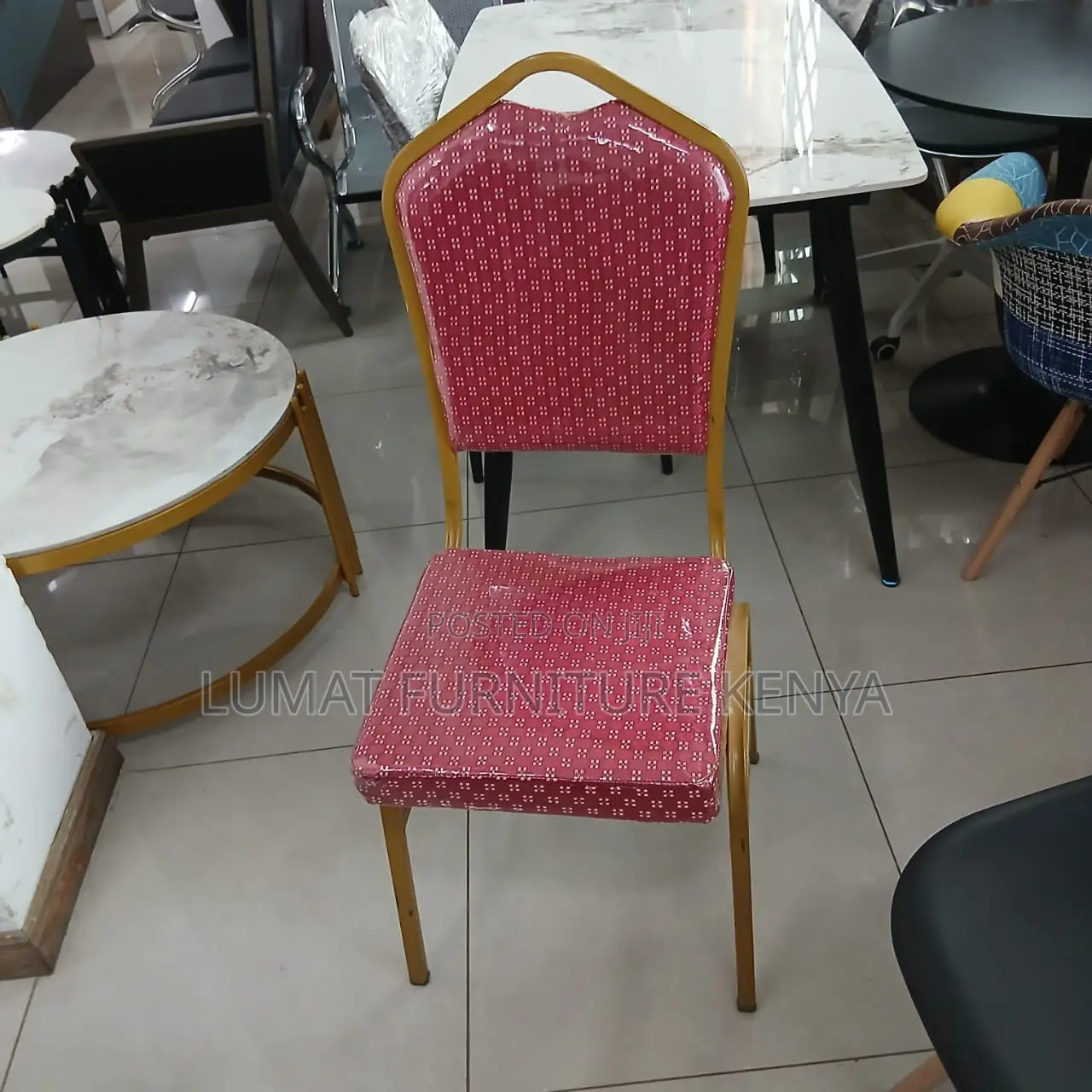 Red Banquet Conference/Visitors Seat