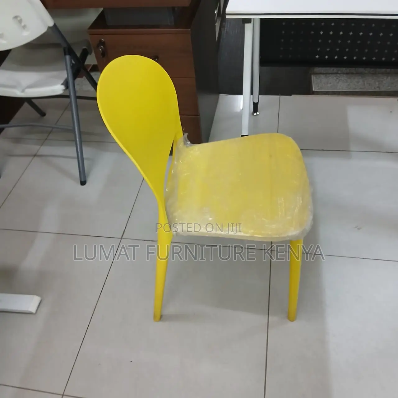 Strong Medium Back Plastic Chair
