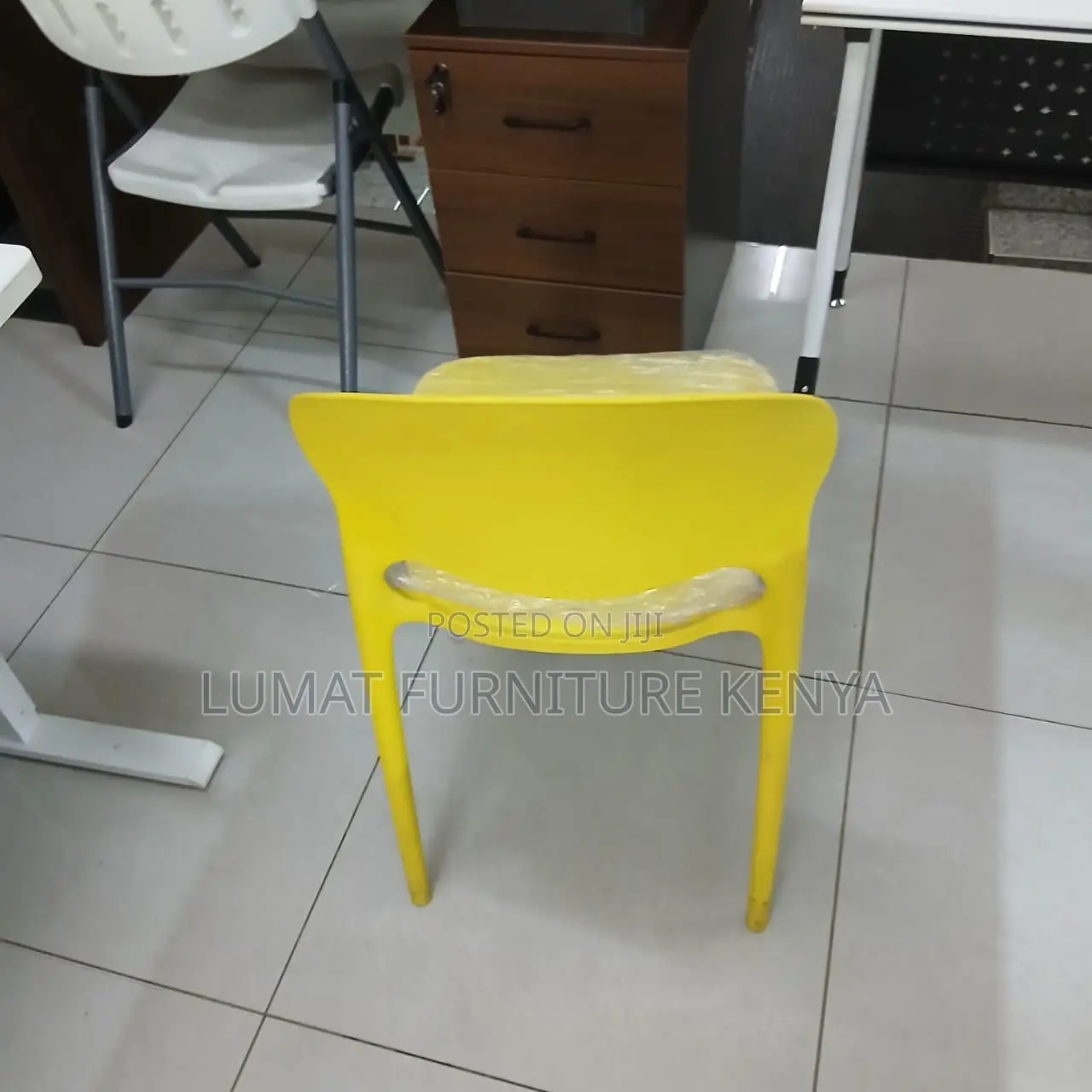 Strong Medium Back Plastic Chair