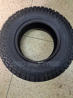 Kenda Mt 235/75/15