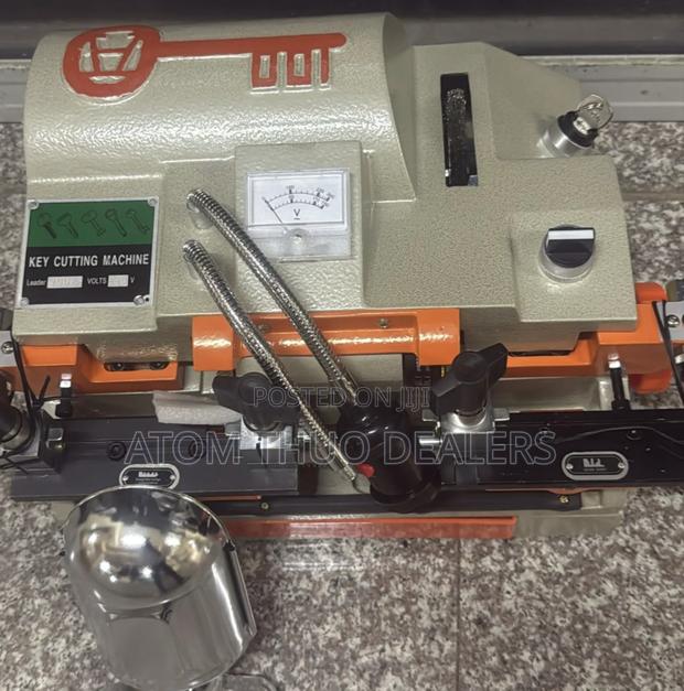 Key Cutting Machine Commercial - main view
