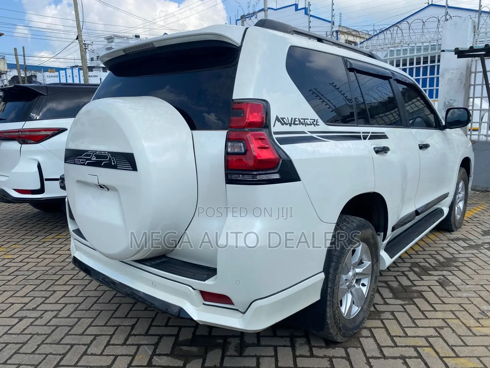 Toyota Land Cruiser Prado 2018 White
