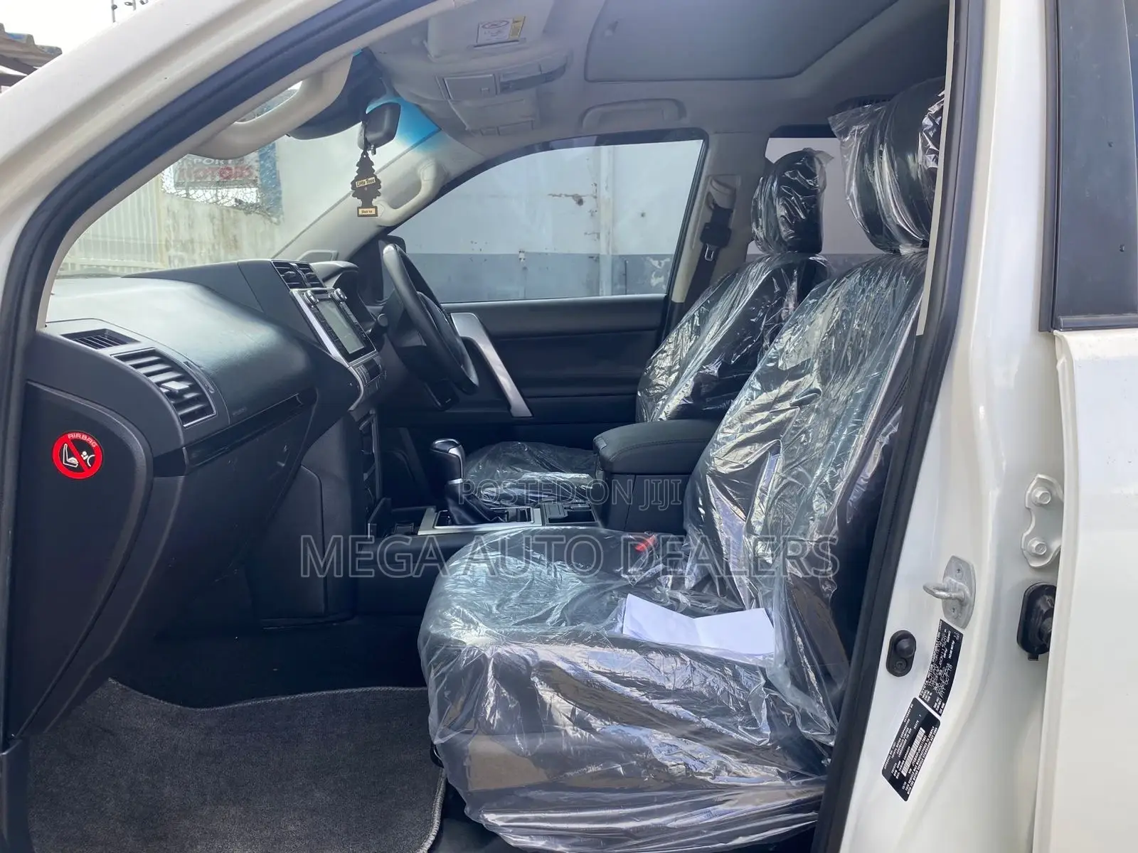 Toyota Land Cruiser Prado 2018 White