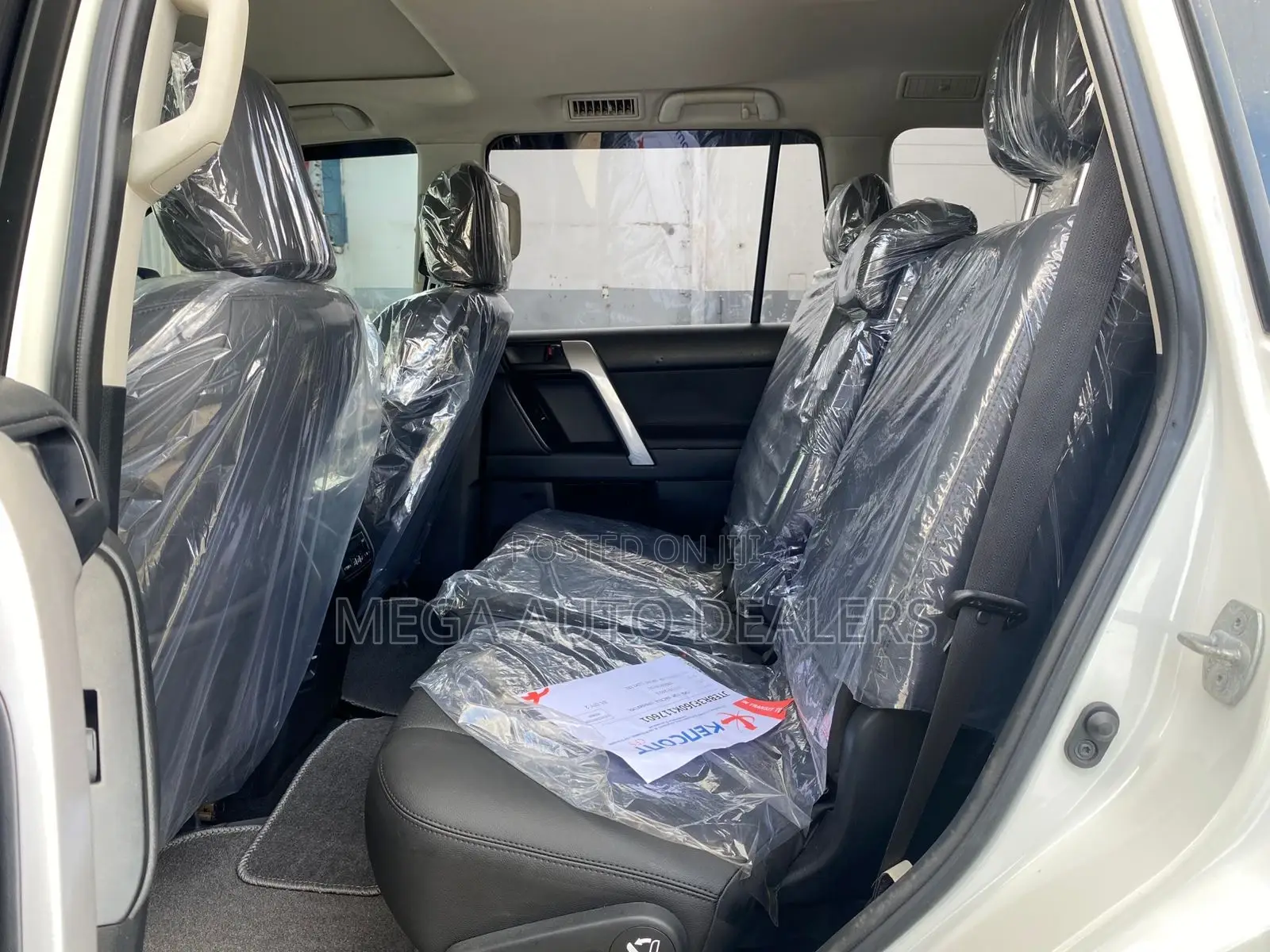 Toyota Land Cruiser Prado 2018 White