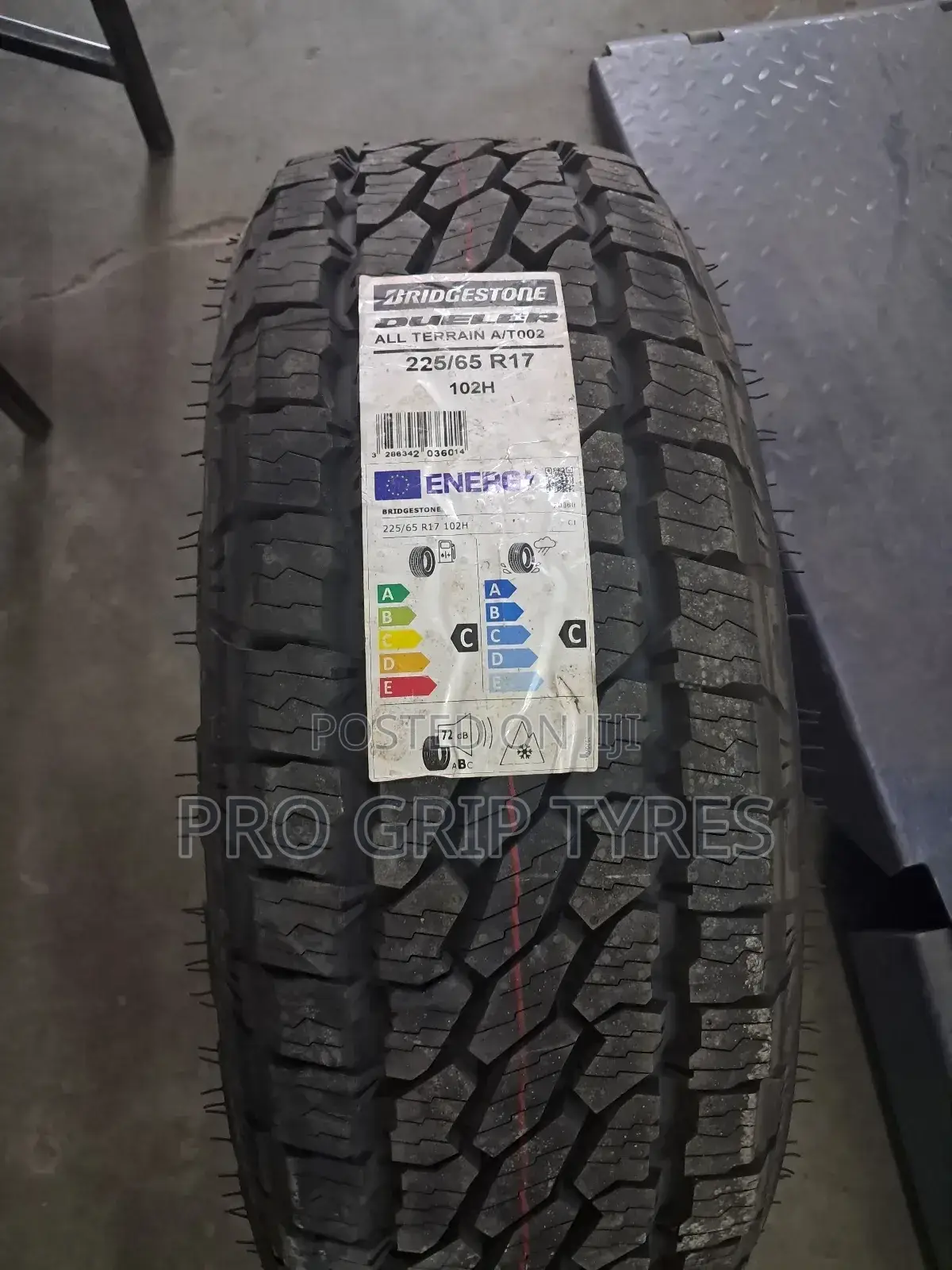 Bridgestone 225/65/17