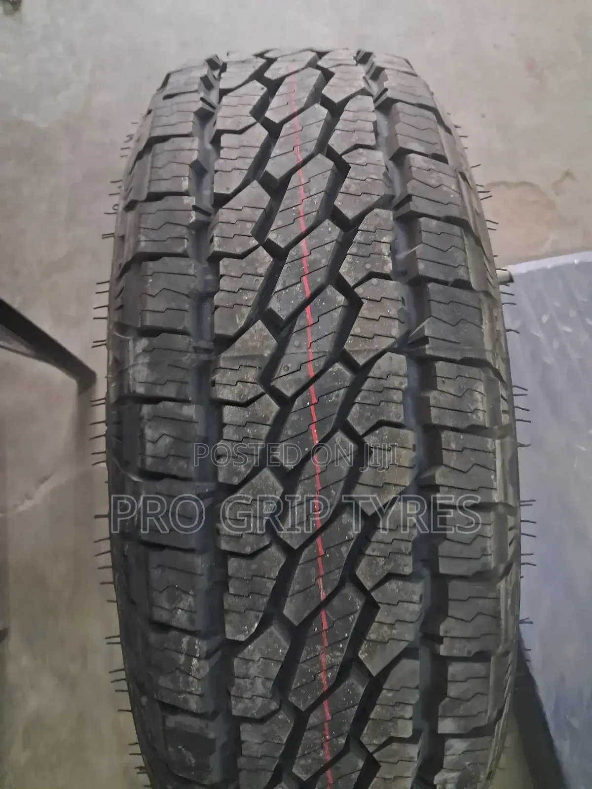 Bridgestone 225/65/17