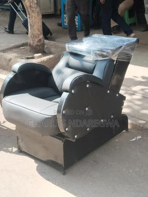 Salon Sink - main view