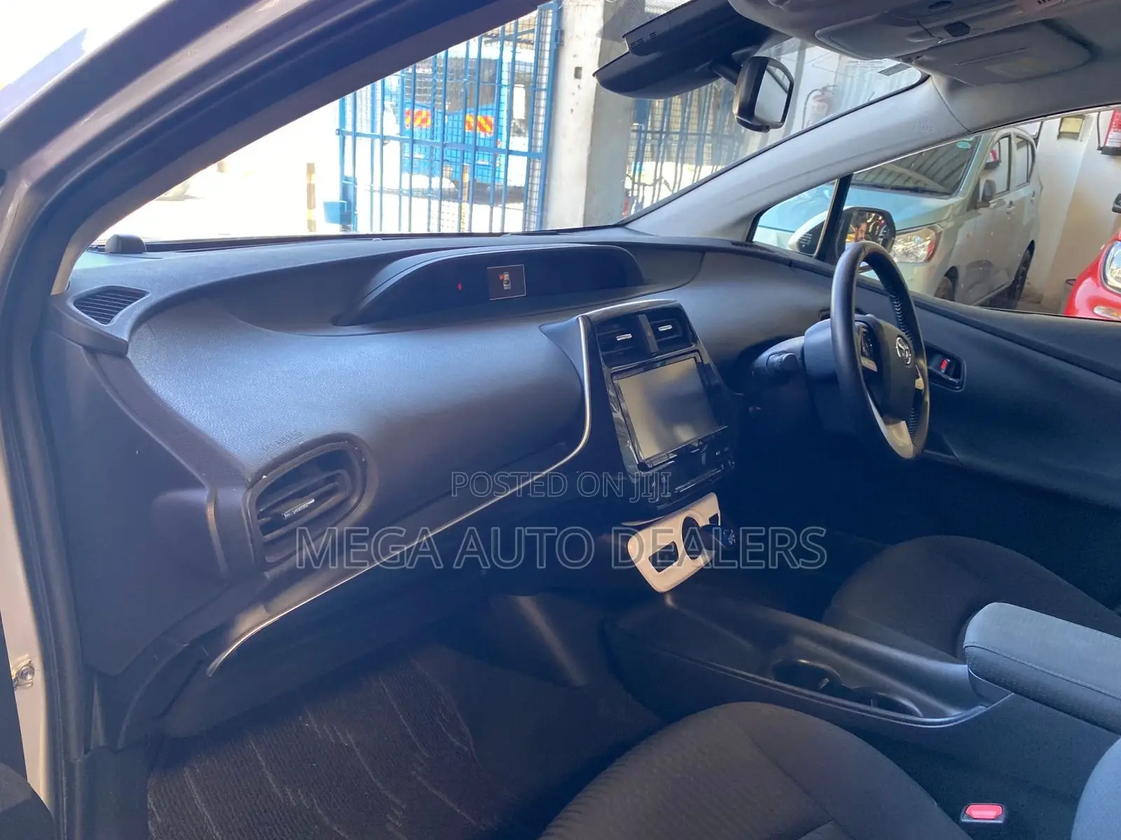 Toyota Prius 2018 Silver