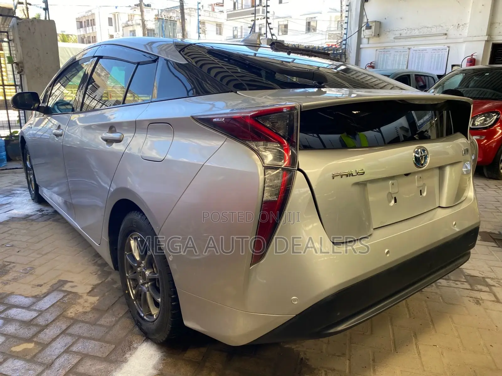 Toyota Prius 2018 Silver