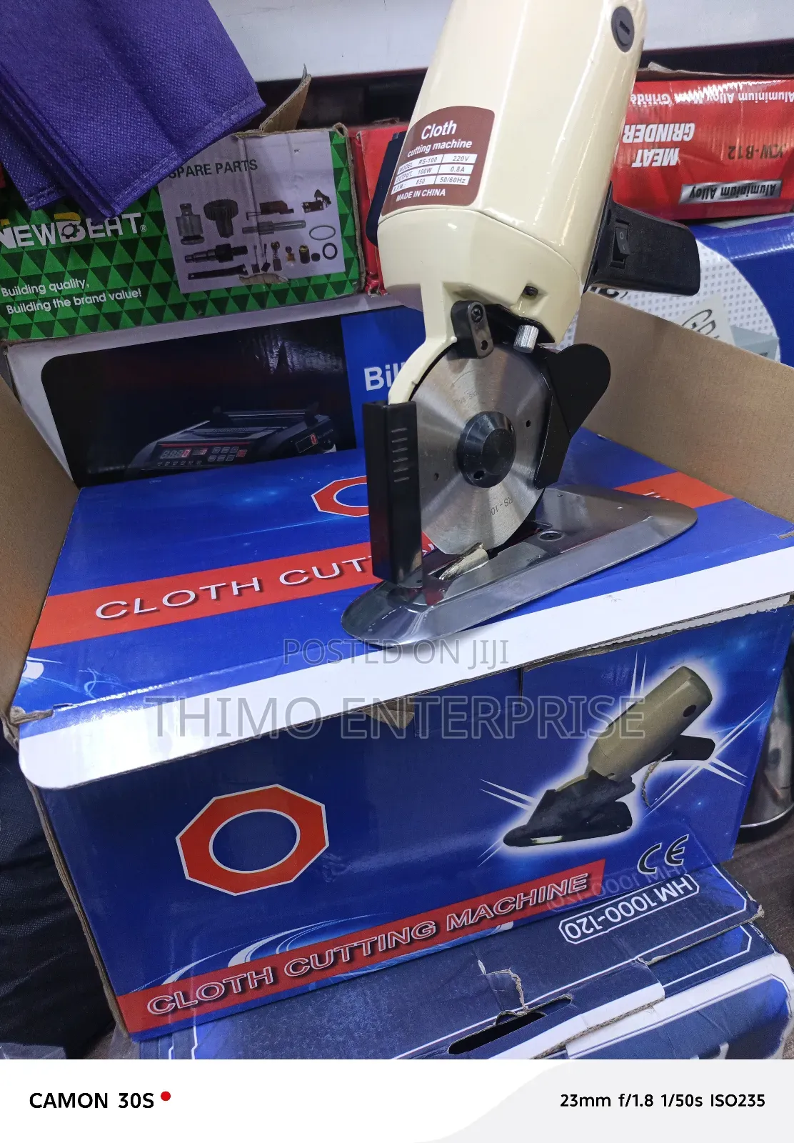 Cloth Cutting Machine