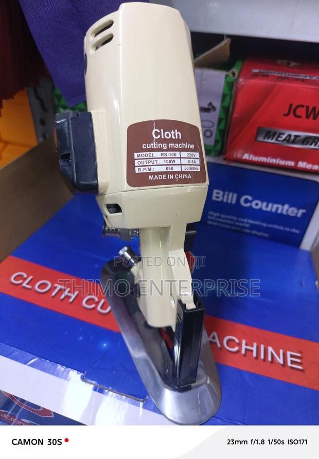 Cloth Cutting Machine - thumbnail 2