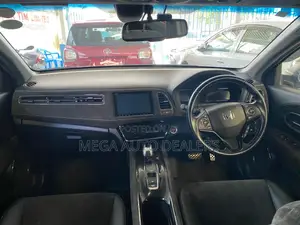 Honda Vezel 2018 Black