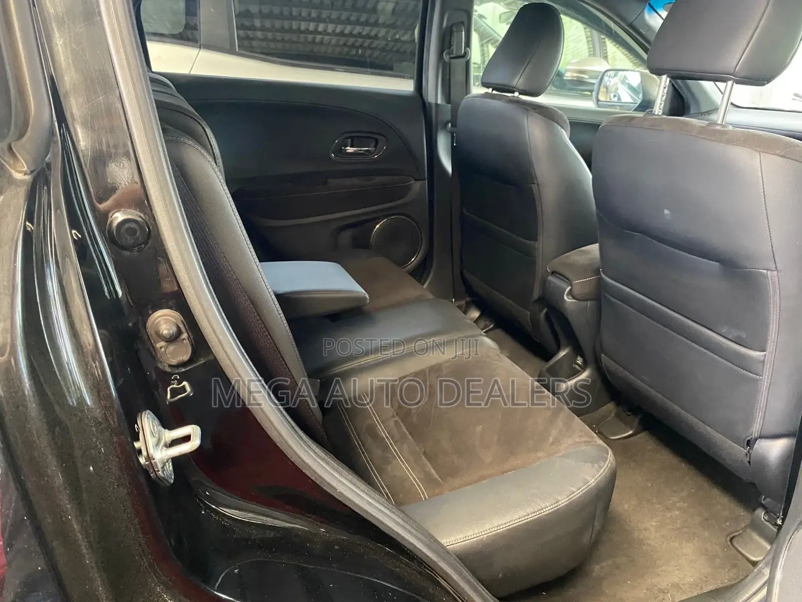 Honda Vezel 2018 Black