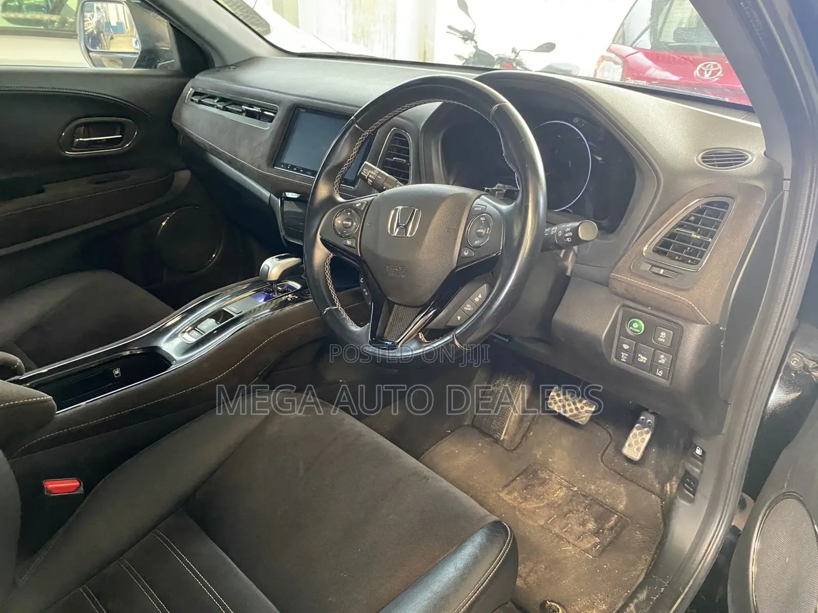 Honda Vezel 2018 Black