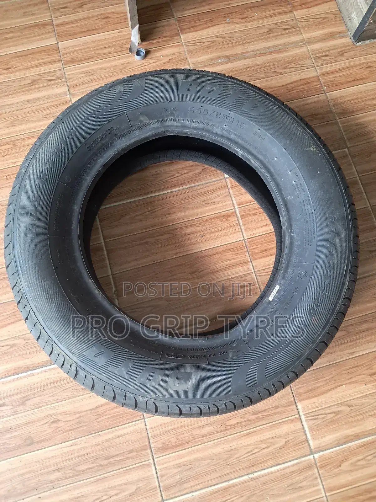 Boto 205/65r15