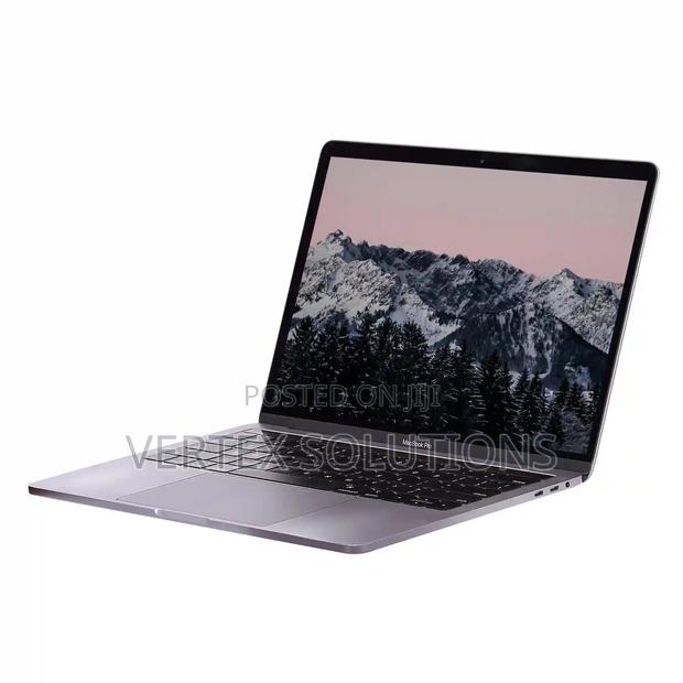 Laptop Apple MacBook Pro 2019 32GB Intel Core i9 SSD 1T - main view