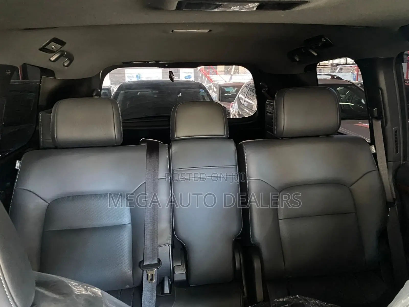 Toyota Land Cruiser 4.6 V8 ZX 2018 White