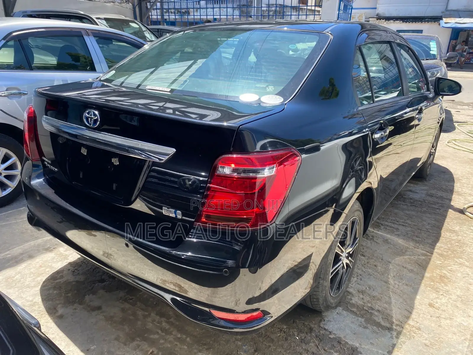 Toyota Corolla Fielder 2018 Black