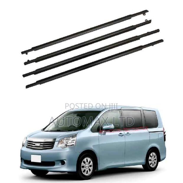 Toyota Noah/Voxy, Outside Weatherstrips Yr2007+