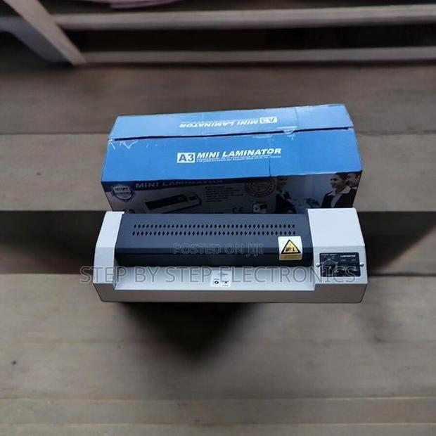 A3 A4 Heavy Duty Laminator With Quick Warm-Up and Dual Functions