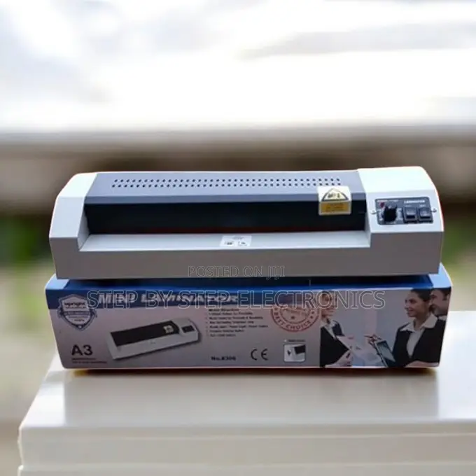 Speedy Preheating Metallic Body A3/A4 Laminator Laminating Machine