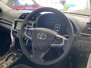 Toyota Premio 2018 White